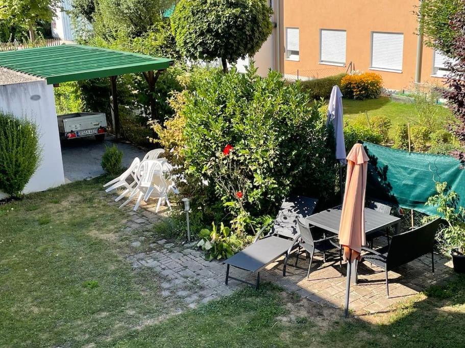 Schoene Ferienwohnung In Bahnhofsnaehe Fuer Urlaub, Studium Oder Arbeit Deggendorf Zewnętrze zdjęcie