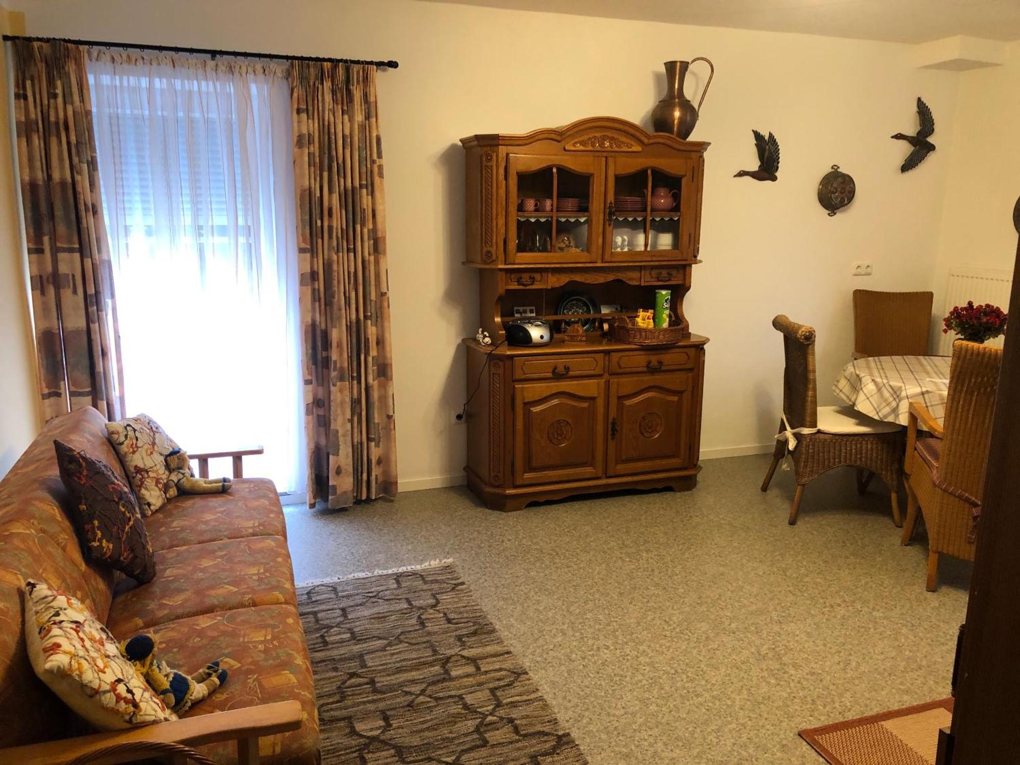 Schoene Ferienwohnung In Bahnhofsnaehe Fuer Urlaub, Studium Oder Arbeit Deggendorf Zewnętrze zdjęcie