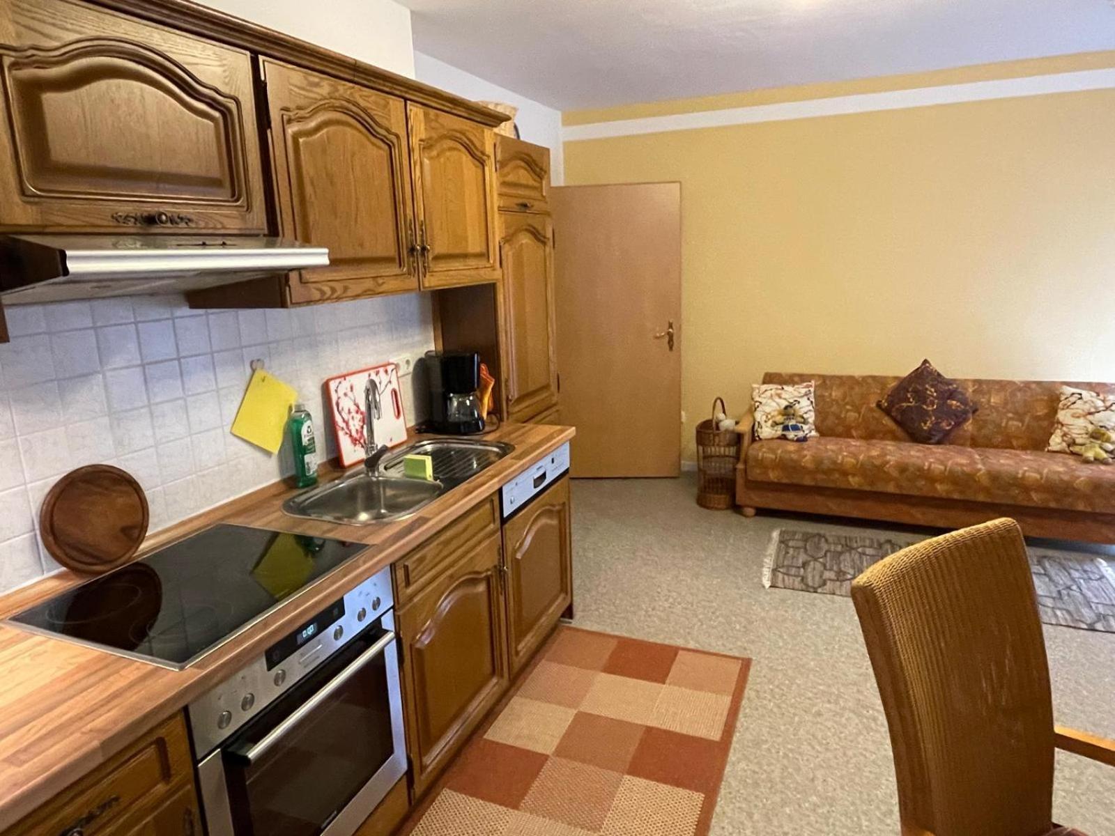 Schoene Ferienwohnung In Bahnhofsnaehe Fuer Urlaub, Studium Oder Arbeit Deggendorf Zewnętrze zdjęcie
